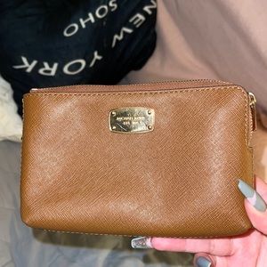 Michael kors wristlet